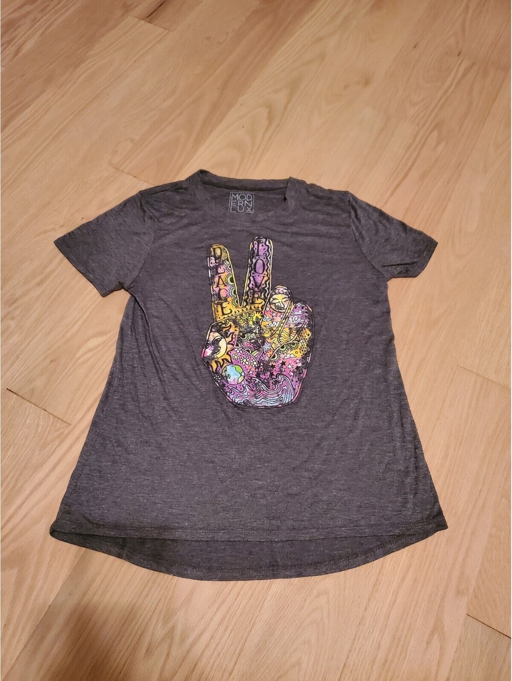 Modern Lux Gray Graphic Peace Sign T-Shirt